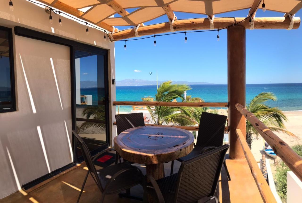 Beach Front Lofts, La Ventana Екстер'єр фото