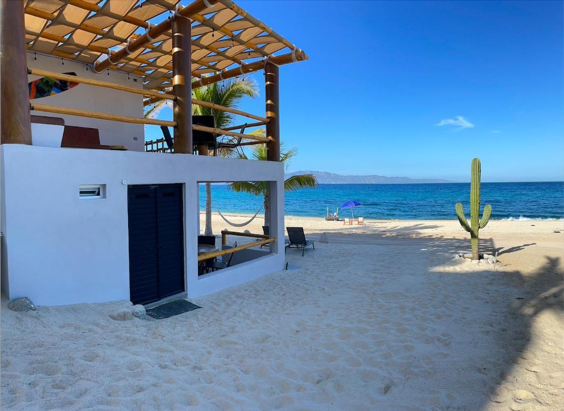 Beach Front Lofts, La Ventana Екстер'єр фото