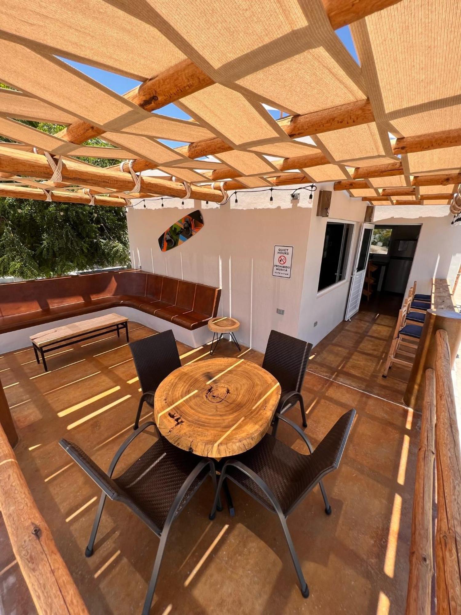 Beach Front Lofts, La Ventana Екстер'єр фото