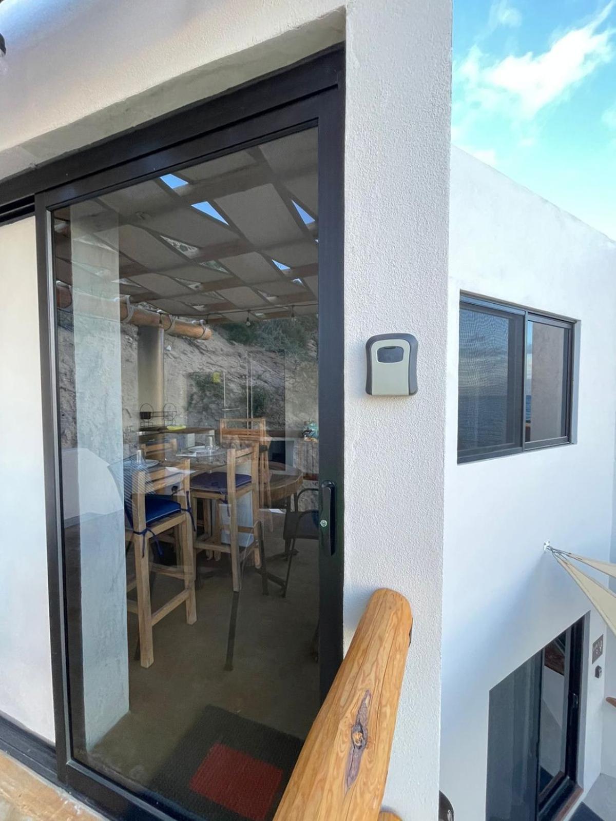 Beach Front Lofts, La Ventana Екстер'єр фото