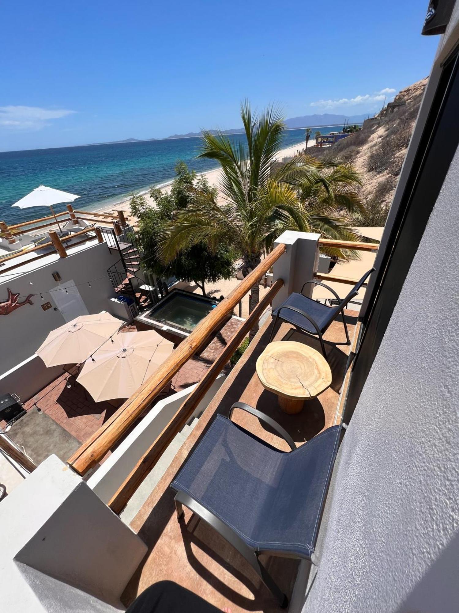 Beach Front Lofts, La Ventana Екстер'єр фото