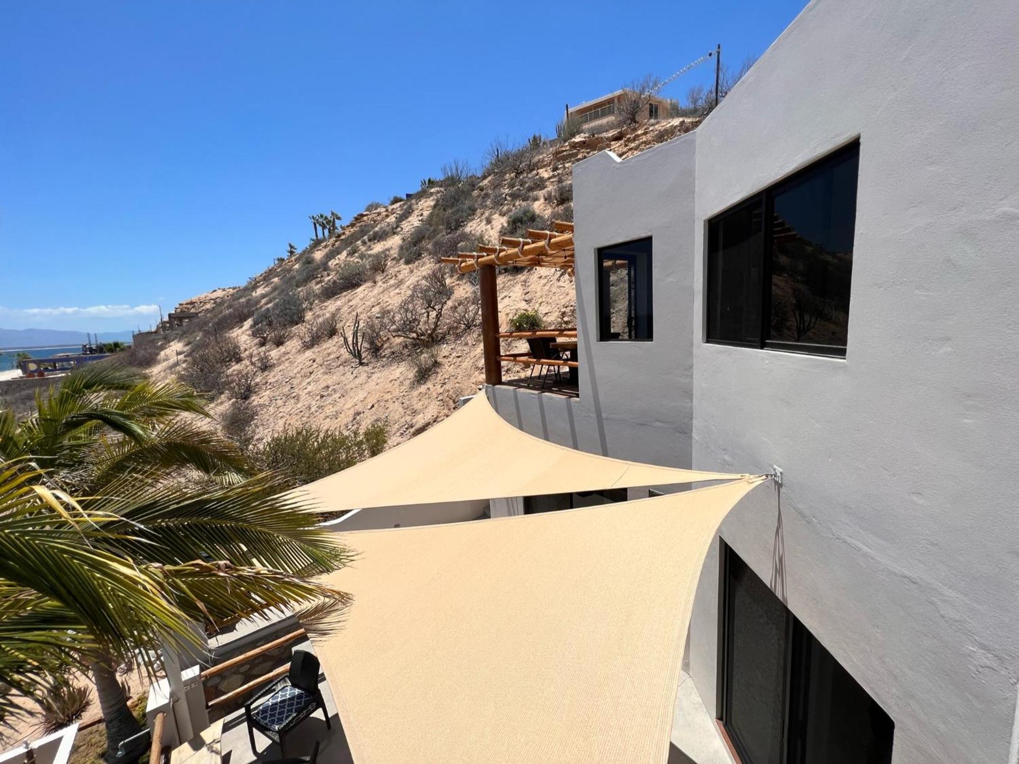 Beach Front Lofts, La Ventana Екстер'єр фото