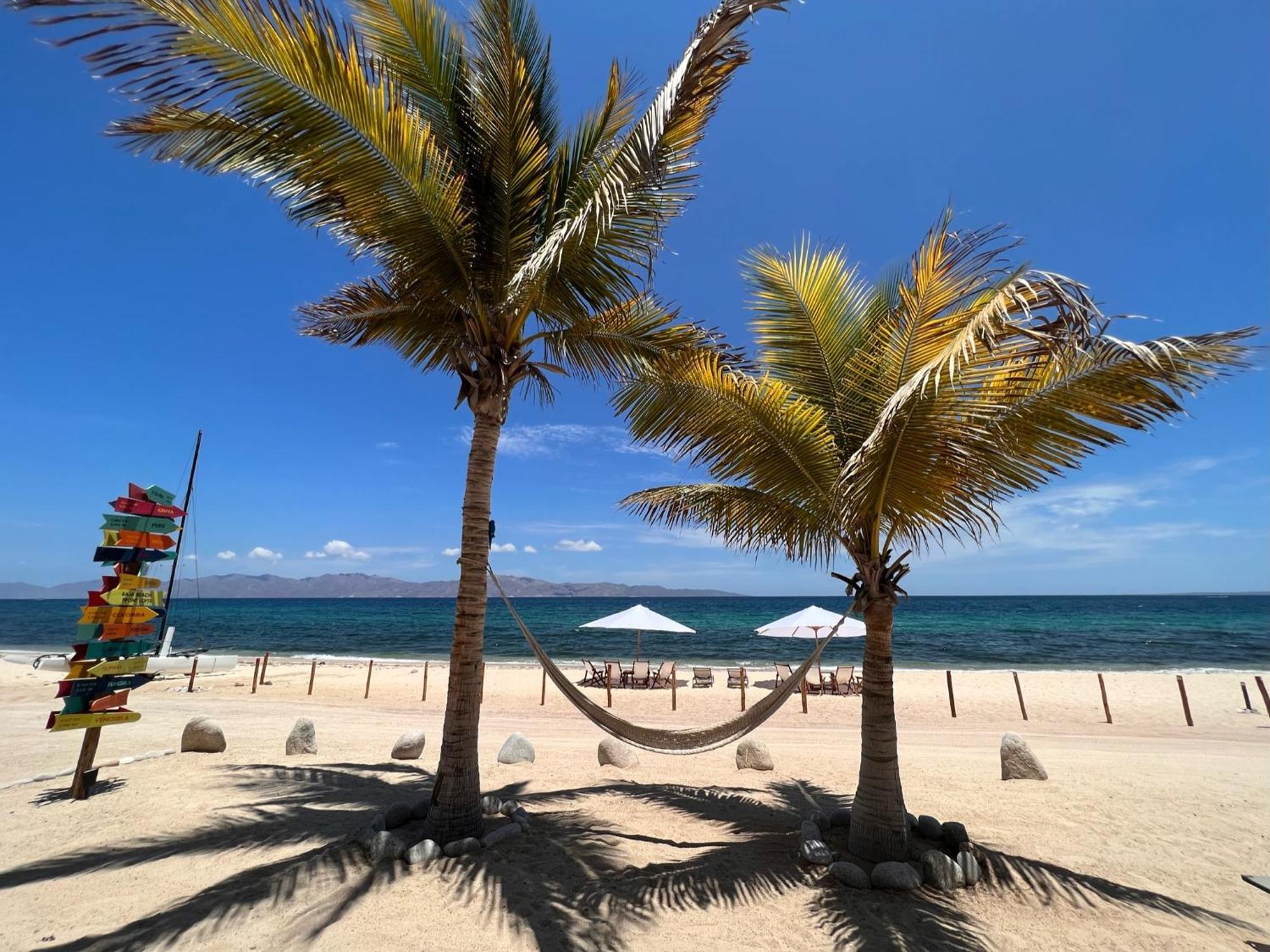 Beach Front Lofts, La Ventana Екстер'єр фото